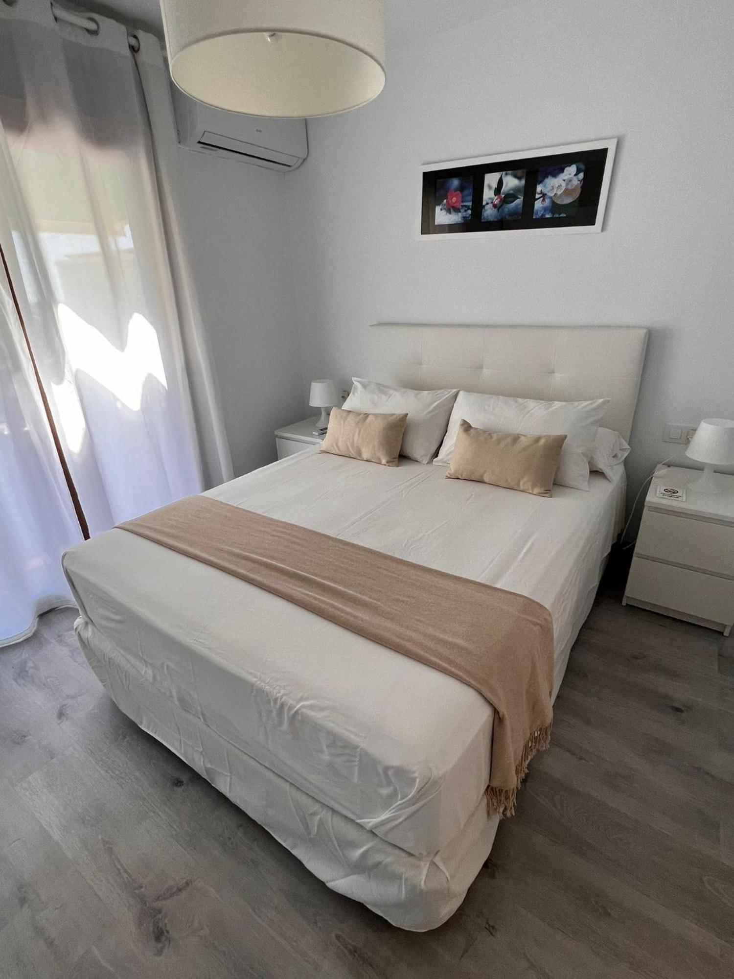 Apartamentos Roquetas Beach Roquetas de Mar Luaran gambar