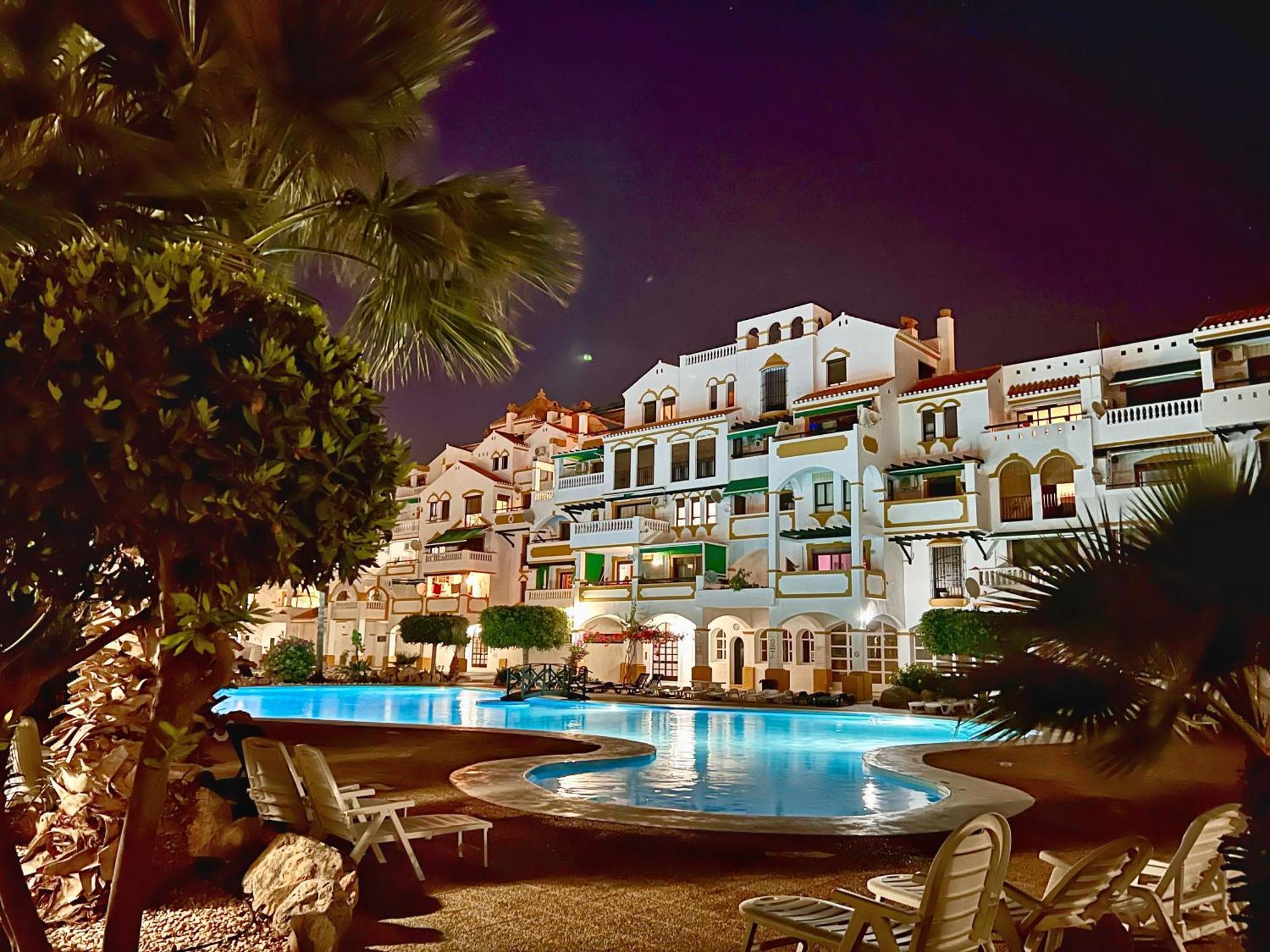 Apartamentos Roquetas Beach Roquetas de Mar Luaran gambar
