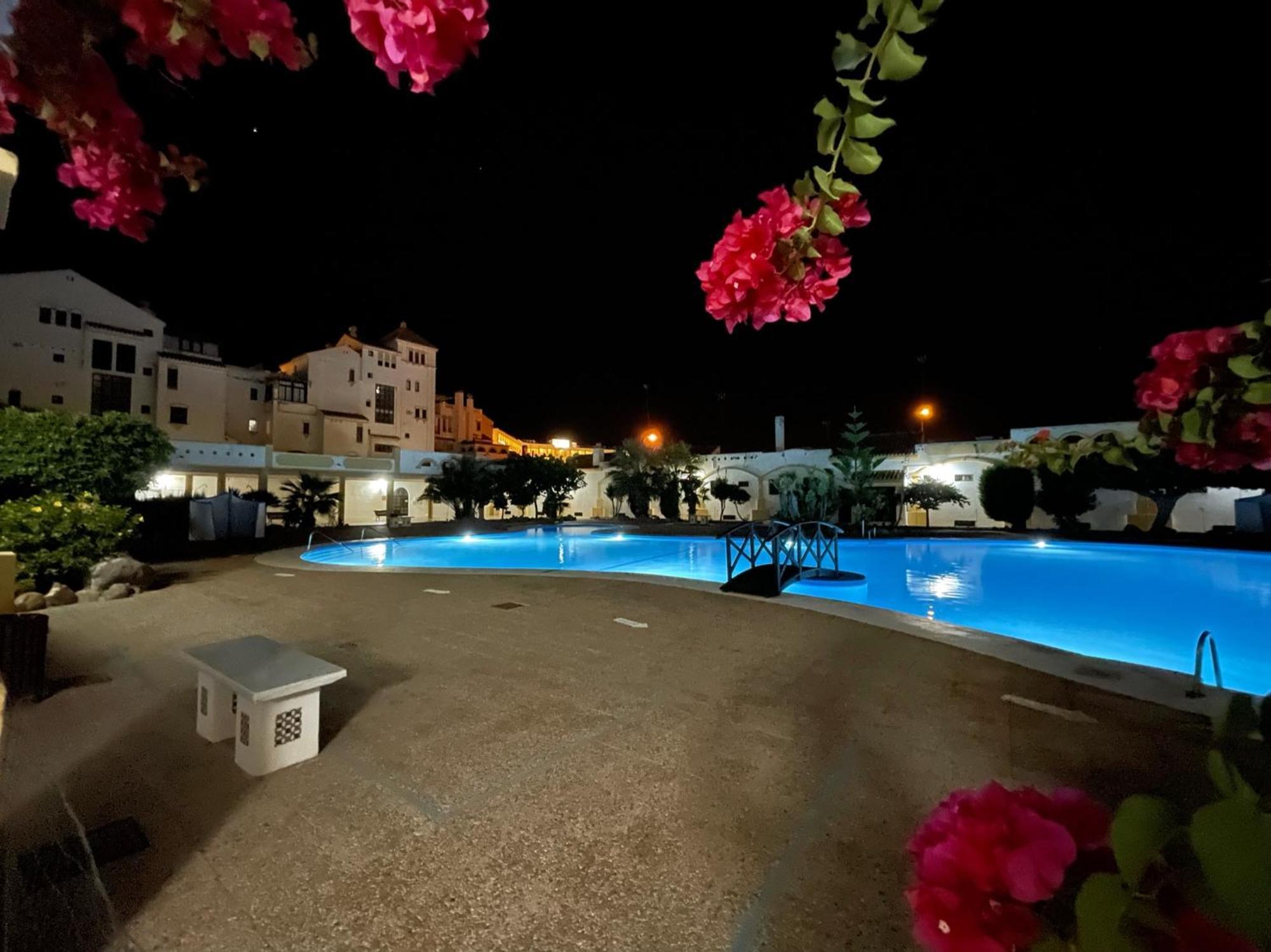Apartamentos Roquetas Beach Roquetas de Mar Luaran gambar